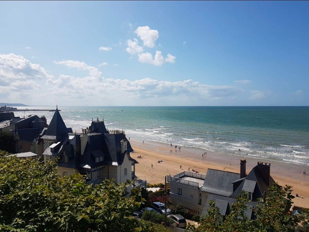 Week-end bien-être à Deauville : 5 rituels pour se ressourcer sur la Côte Fleurie